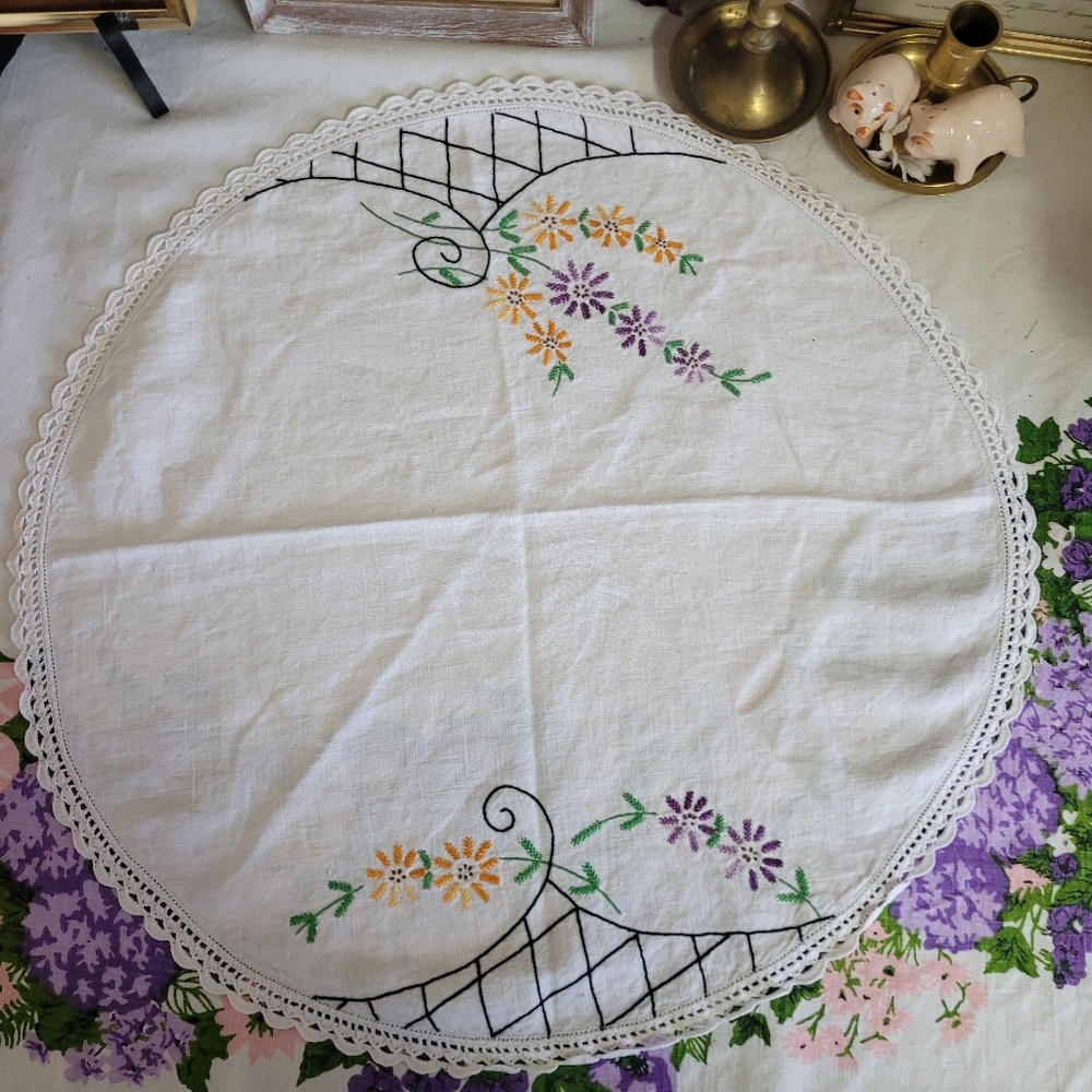 Embroidered Floral Linen Dollie Crochet Lace Edge Circular - Orange and Purple